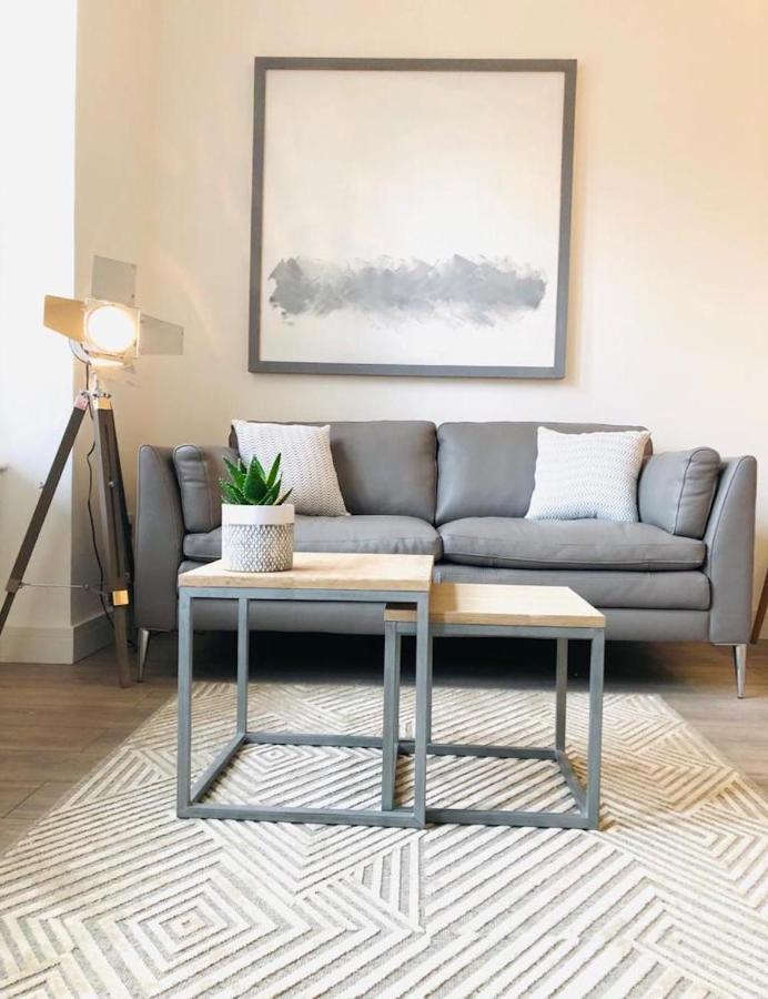 See Our Amazing Score At The Kepties - 5 X Luxurious Serviced Apartments - With Gardens - Fully Equipped - Free Parking - By Orion Short Stays - See Our Other Individual Listings --- This Is For Brand Awareness Only --- Арброт Экстерьер фото