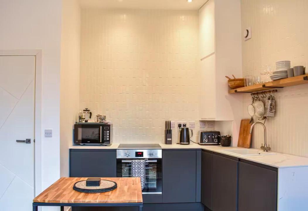 See Our Amazing Score At The Kepties - 5 X Luxurious Serviced Apartments - With Gardens - Fully Equipped - Free Parking - By Orion Short Stays - See Our Other Individual Listings --- This Is For Brand Awareness Only --- Арброт Экстерьер фото